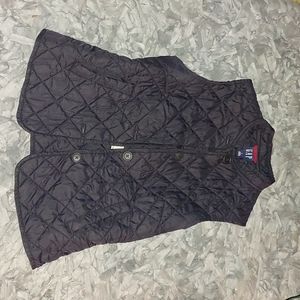 Small black gap vest